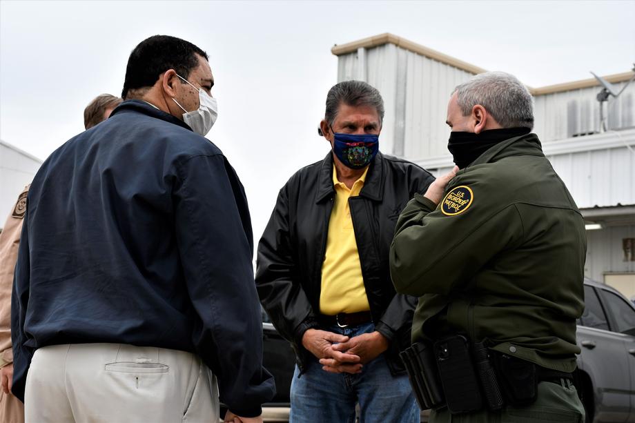 Manchin, Cuellar Visit U.S.-Mexico Border